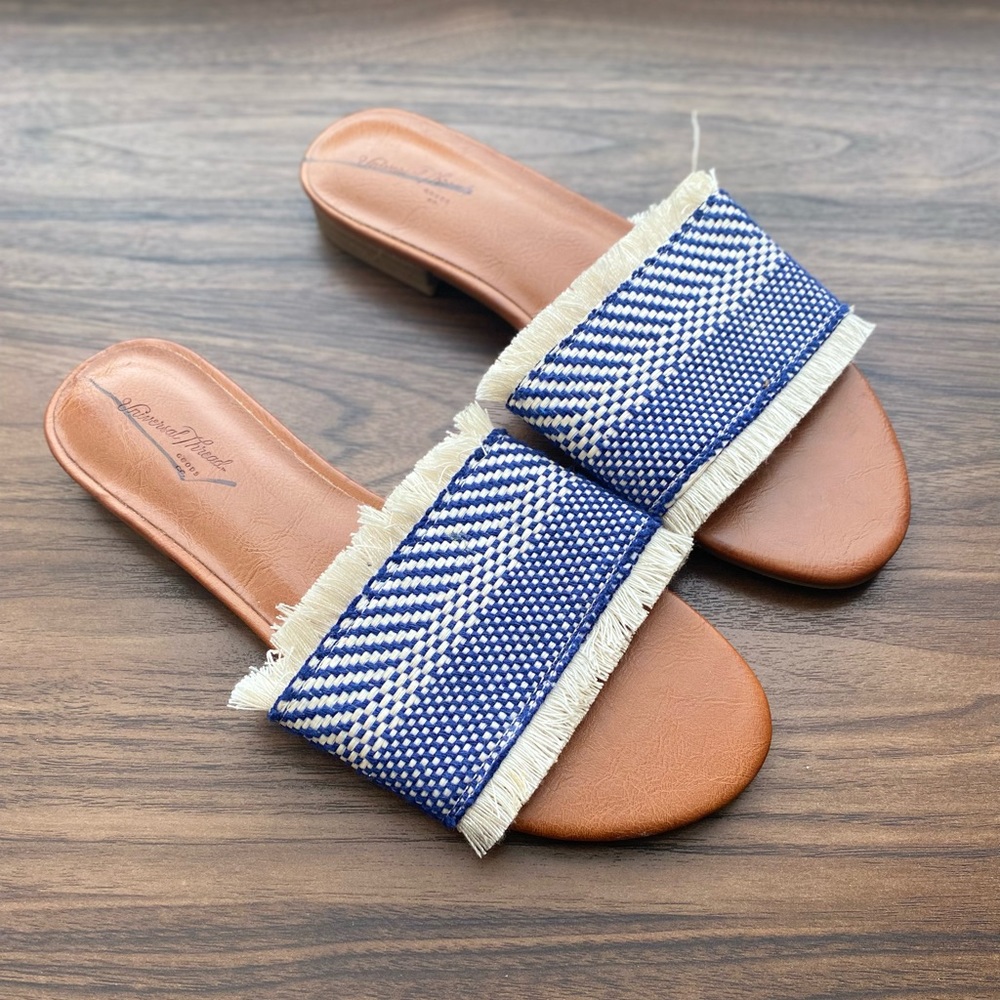 NWOT Women’s Universal Thread Yvette Blue Woven Slides Size 6.5